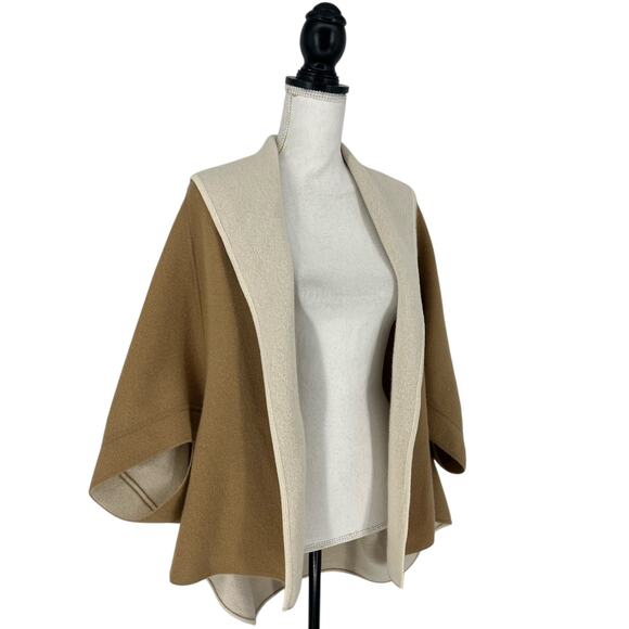 Interdee Reversible Sweater Poncho - Picture 6 of 14